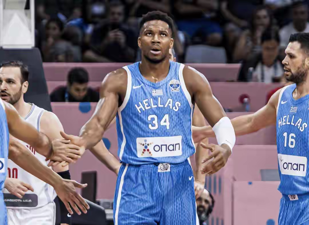 AYX游戏入口- 杨瀚森谈波特兰开拓者队首次印象 